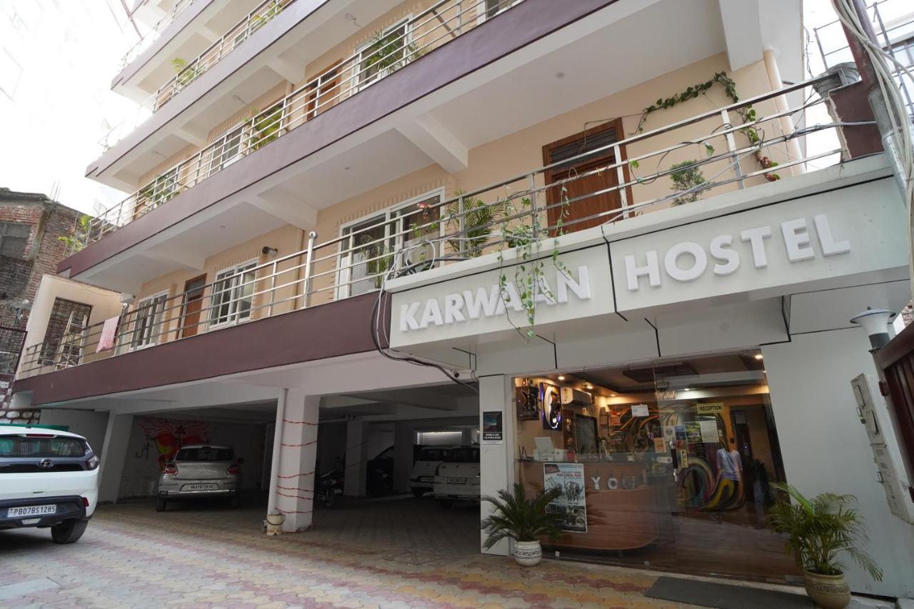 Karwaan Hostel Rishikesh Exterior photo