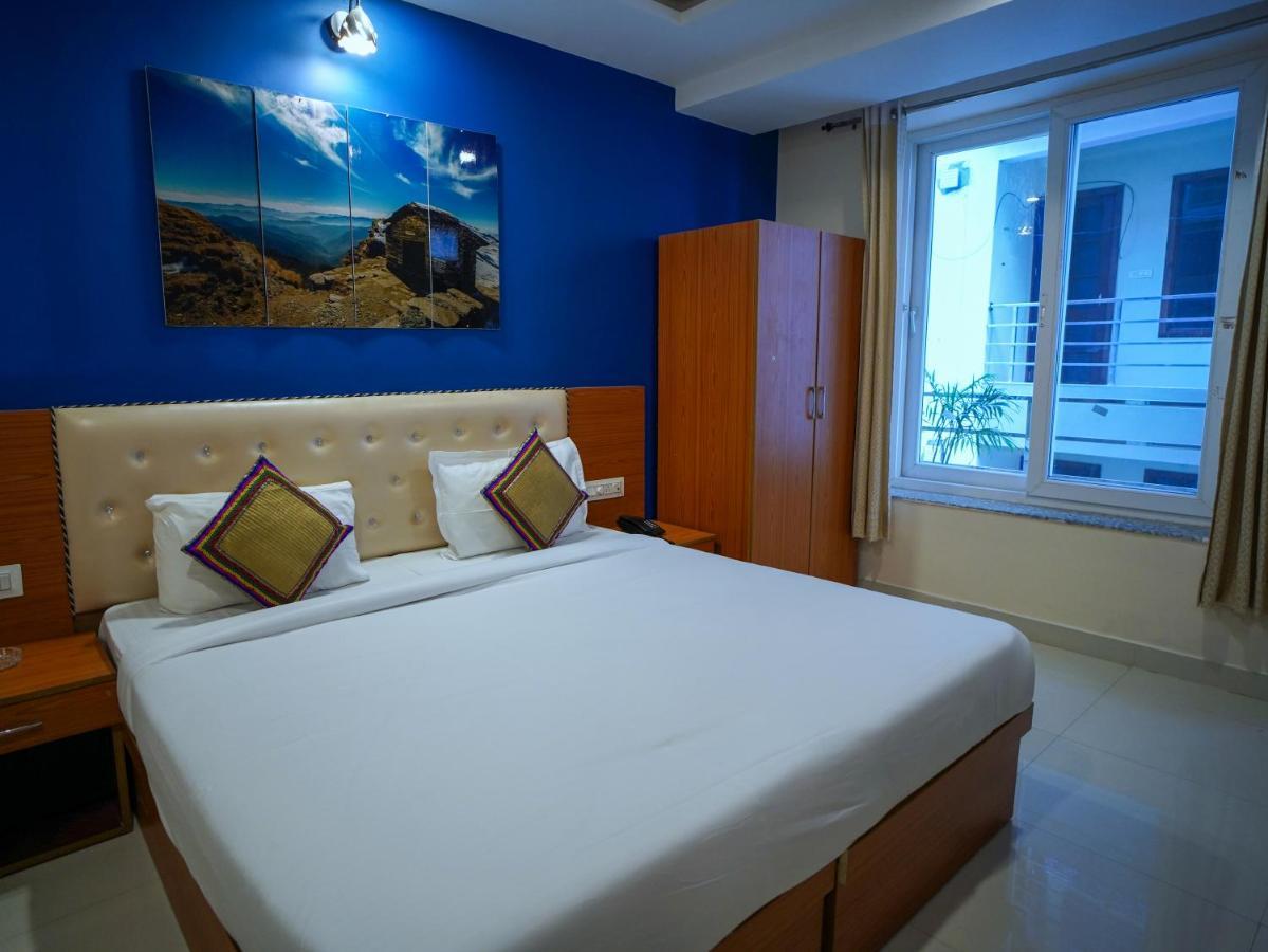 Karwaan Hostel Rishikesh Exterior photo