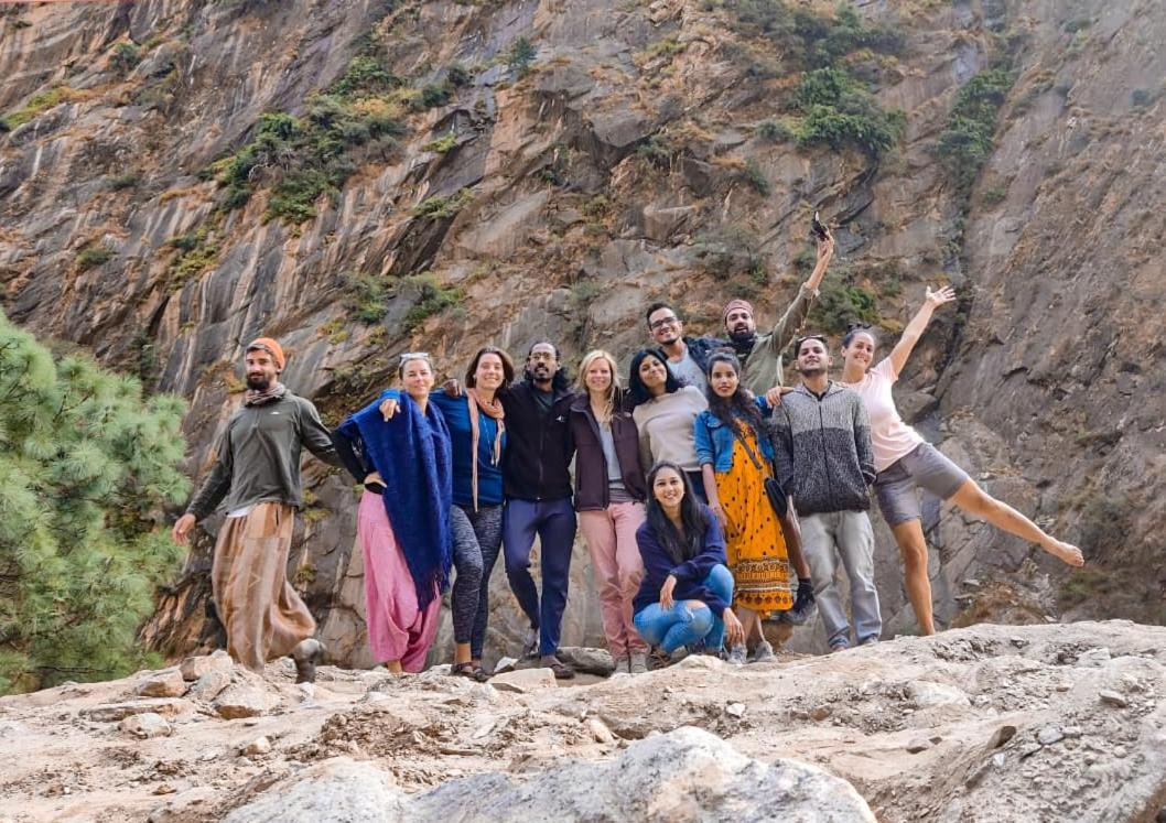 Karwaan Hostel Rishikesh Exterior photo